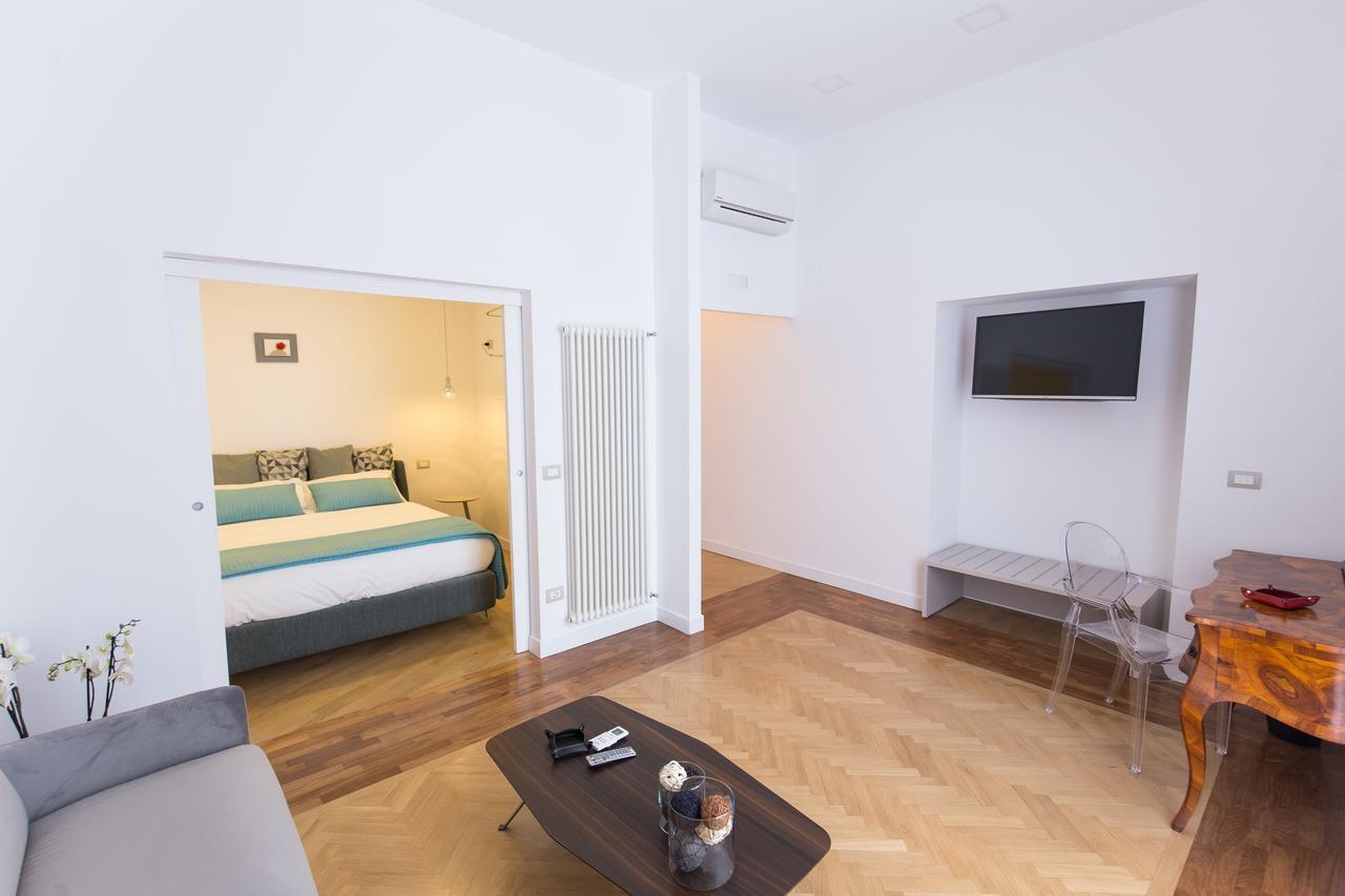 Hotel Savoy Riviera à Naples Extérieur photo